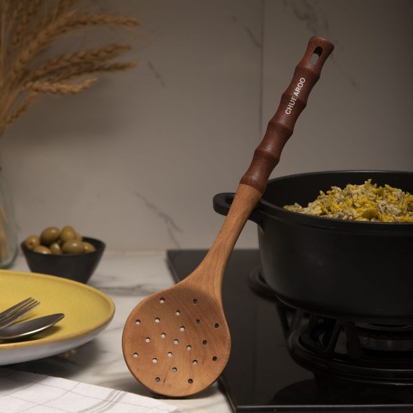 کفگیر سوراخ دار دو رنگ